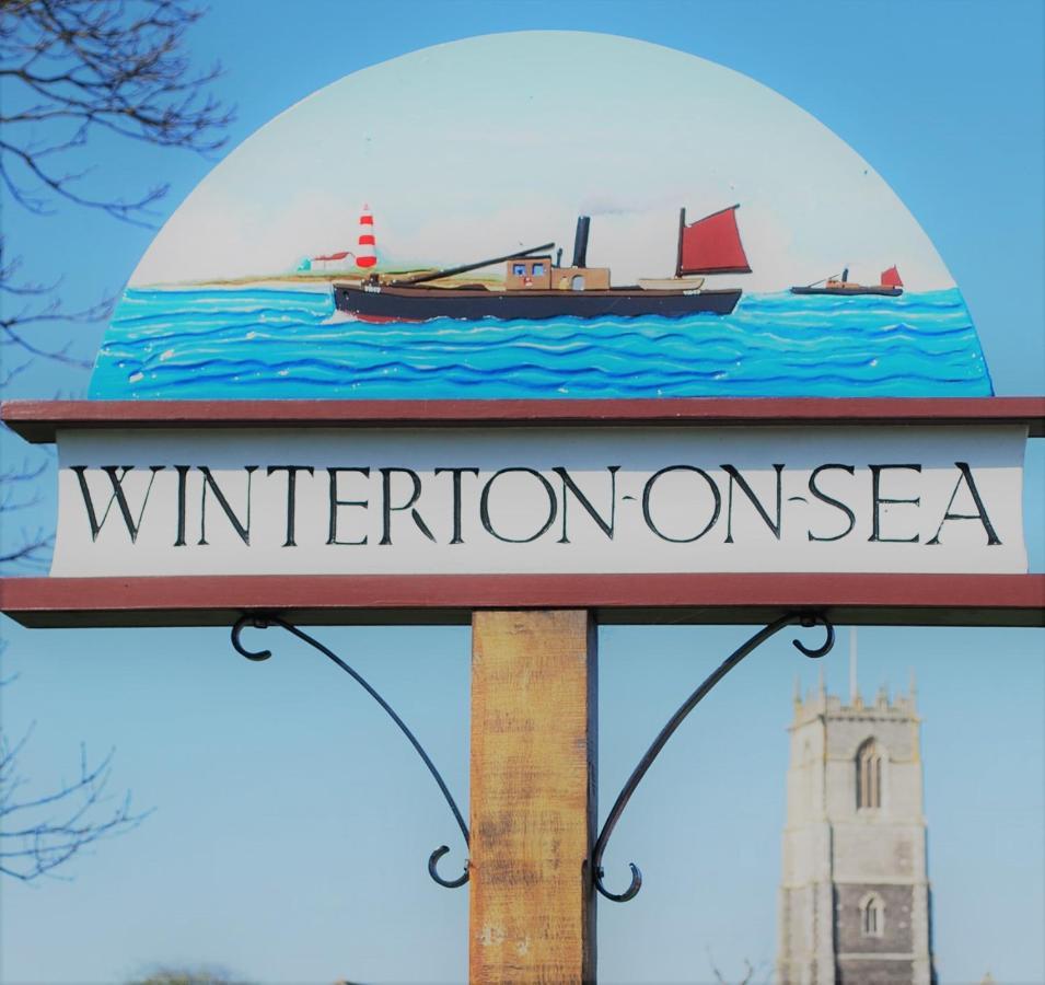 Moonfleet House * Winterton-on-Sea